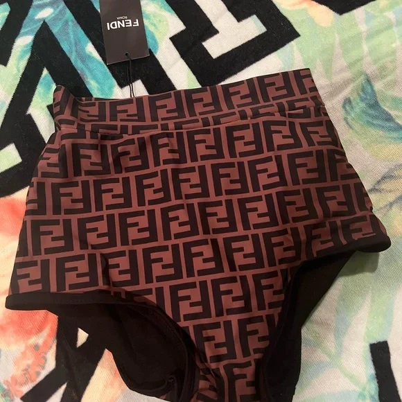 Fendi Black and Brown Logo Swimwear - Picture 4 of 5